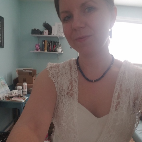 Meet Jenny - Picture 2 of 4